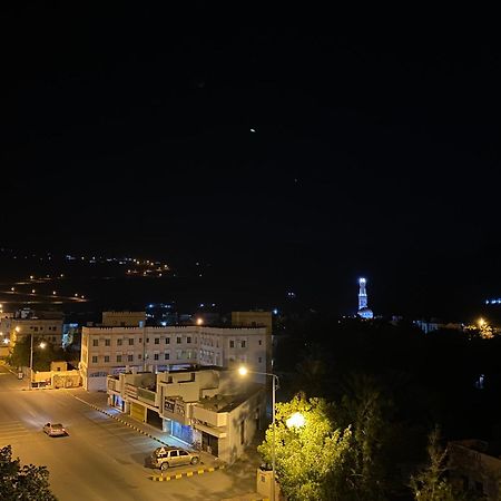 Alhamra Horizons Apartment Al Ḩamrāʼ Bagian luar foto